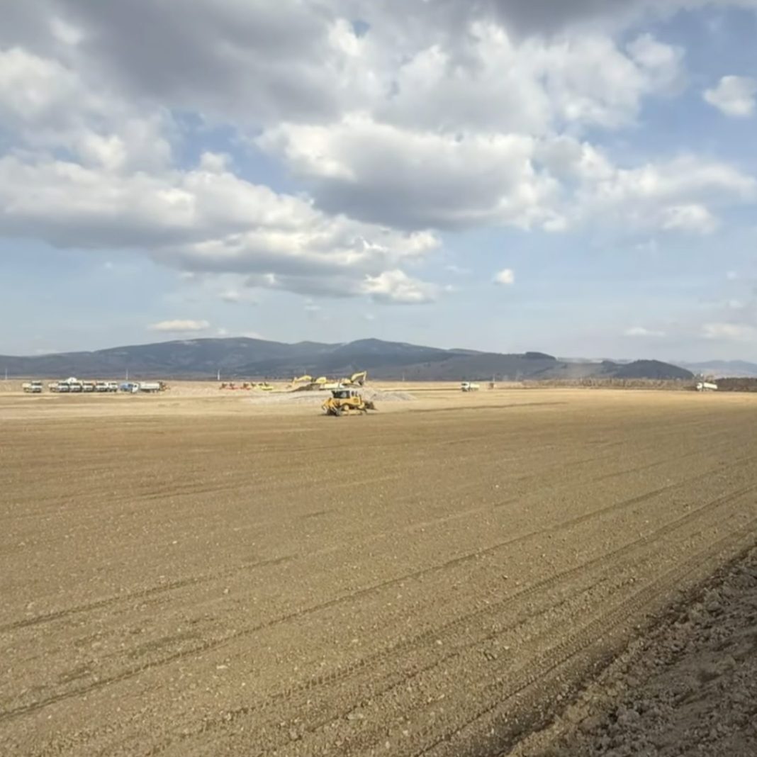 Primul șantier de pe sectorul montan al A8 intră în faza pregătitoare a lucrărilor Primul șantier de pe sectorul montan al A8 intră în faza pregătitoare a lucrărilor