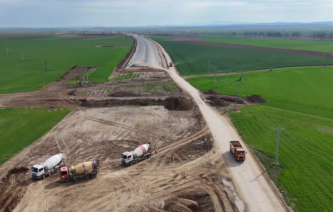 Autostrada Transilvania face pași decisivi: secțiunea Suplacu de Barcău – Chiribiș se apropie de 80% stadiu fizic Autostrada Transilvania face pași decisivi: secțiunea Suplacu de Barcău – Chiribiș se apropie de 80% stadiu fizic