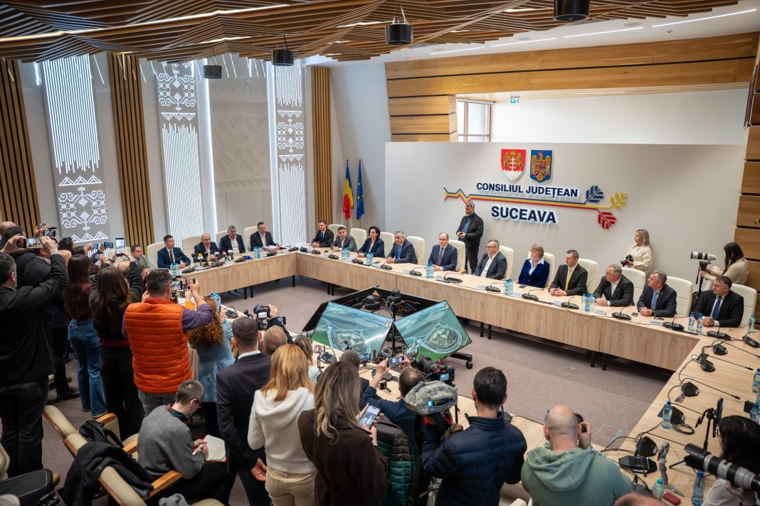 Au fost semnate contractele de proiectare și execuție pentru cele două loturi Pașcani – Suceava ale autostrăzii A7 Au fost semnate contractele de proiectare și execuție pentru cele două loturi Pașcani – Suceava ale autostrăzii A7