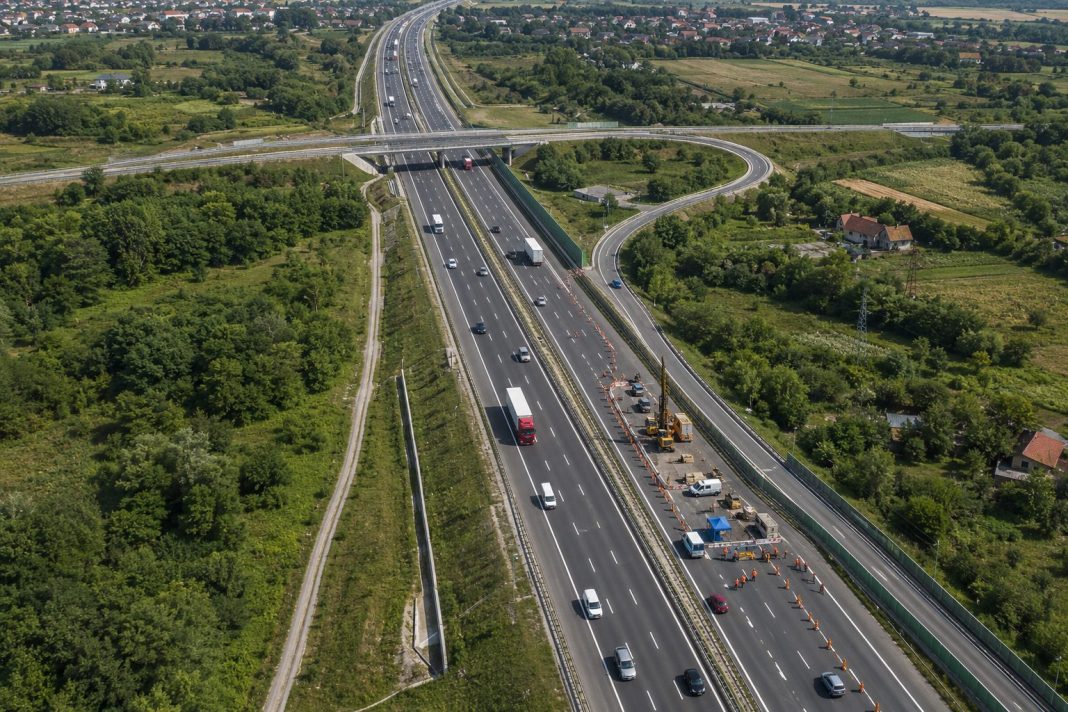 Autostrada A0 rămâne blocată în promisiuni și nu se va deschide în această vară Autostrada A0 rămâne blocată în promisiuni și nu se va deschide în această vară