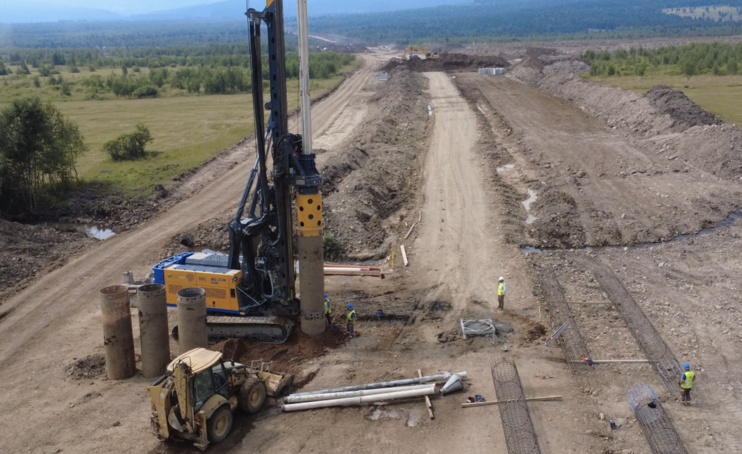 Lotul 1D Joseni-Ditrău: start oficial pentru primii kilometri din Autostrada Unirii A8 în județul Harghita Lotul 1D Joseni-Ditrău: start oficial pentru primii kilometri din Autostrada Unirii A8 în județul Harghita