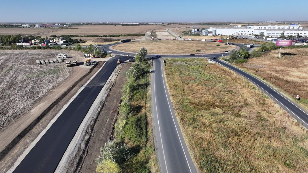 Varianta de ocolire Timișoara Vest: trafic deviat pe un drum temporar pentru construirea pasajului de pe DN 69 Varianta de ocolire Timișoara Vest: trafic deviat pe un drum temporar pentru construirea pasajului de pe DN 69