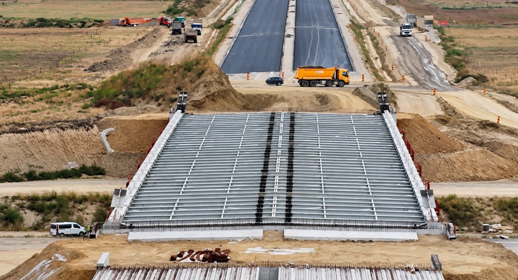 Autostrada Brașov–Făgăraș: indicatorii au intrat în dezbatere publică Autostrada Brașov–Făgăraș: indicatorii au intrat în dezbatere publică
