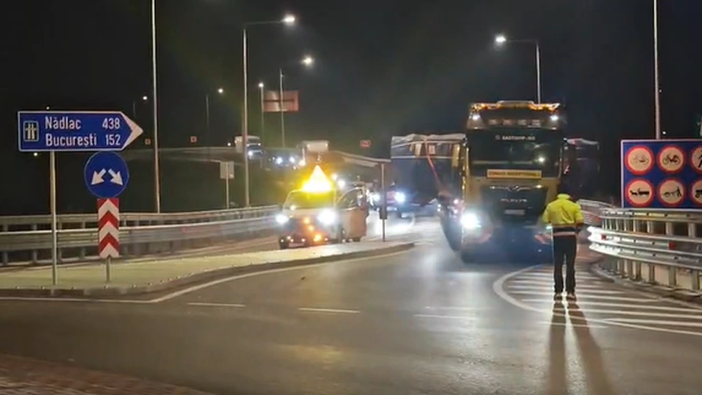 A1 Sibiu–Pitești: prima componentă a TBM-ului a ajuns la tunelul Poiana. Ce urmează înainte de foraj A1 Sibiu–Pitești: prima componentă a TBM-ului a ajuns la tunelul Poiana. Ce urmează înainte de foraj
